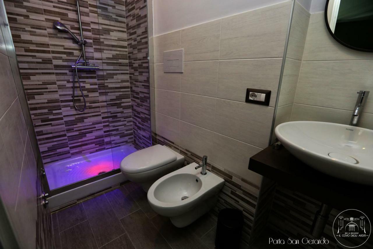 Il Covo Degli Arditi B&B ポテンツァ エクステリア 写真