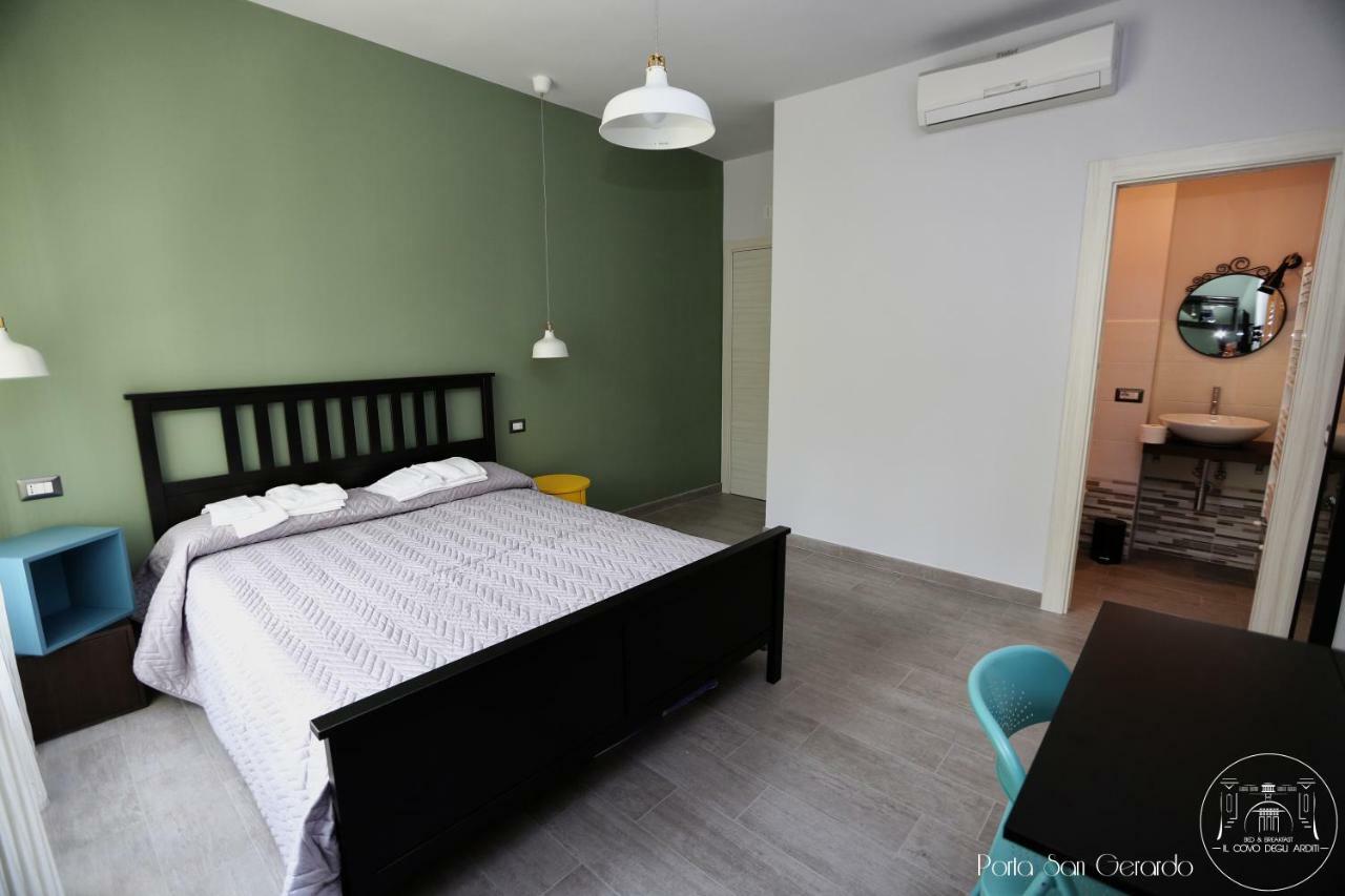 Il Covo Degli Arditi B&B ポテンツァ エクステリア 写真